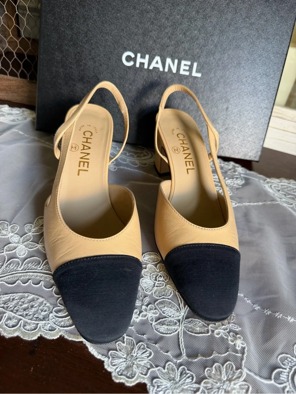 CHANEL slingback heels